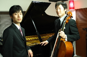 柏井スタジオにて（Apr.2010)　Photo Kenichi Haga(DPIC)